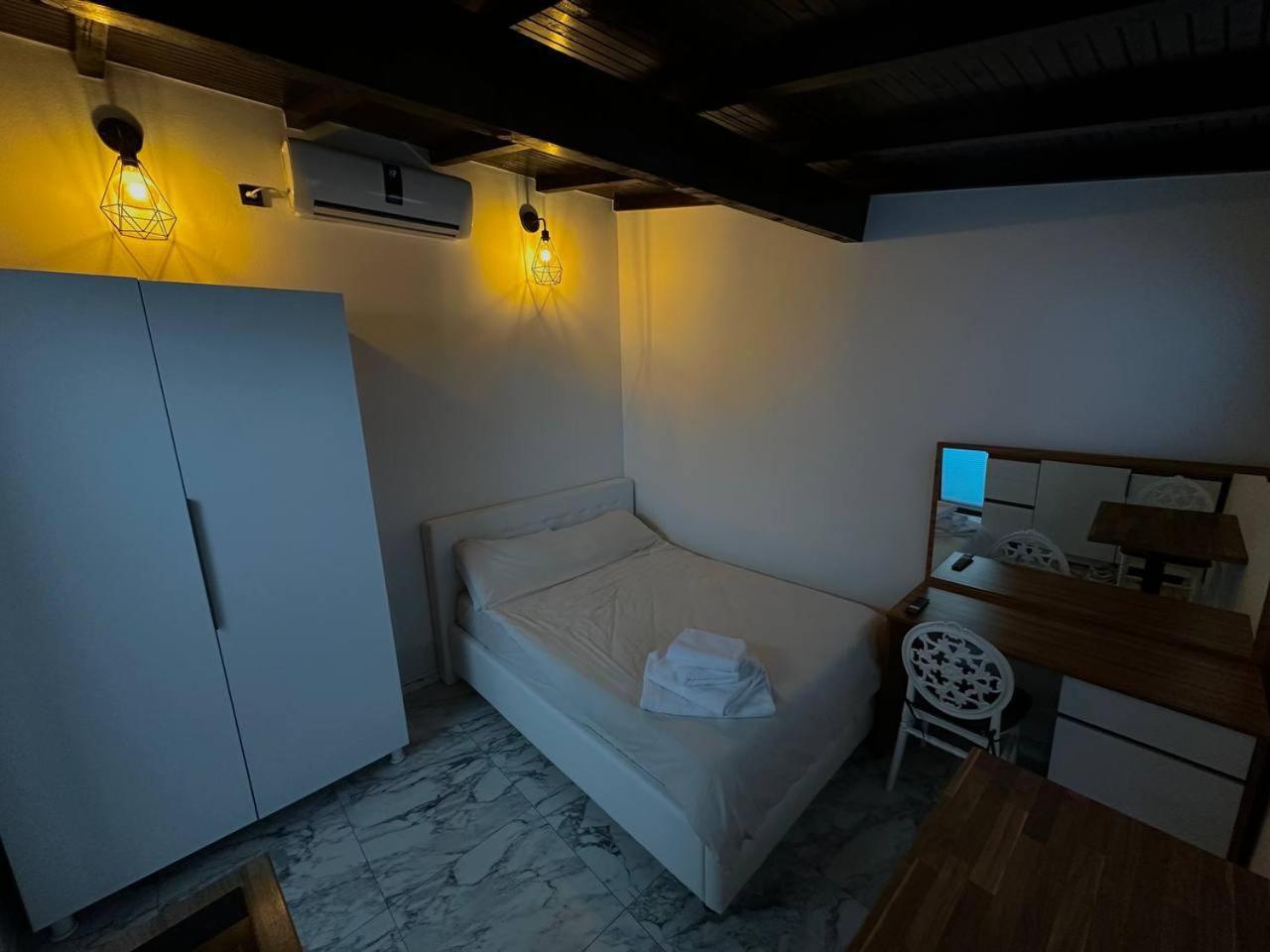 Villa Di Campagna Con Vista Mare 5 Camere Da Letto Pampara Exterior foto